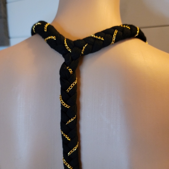CABLE & GAUGE | Braided Back Top - Picture 4 of 6